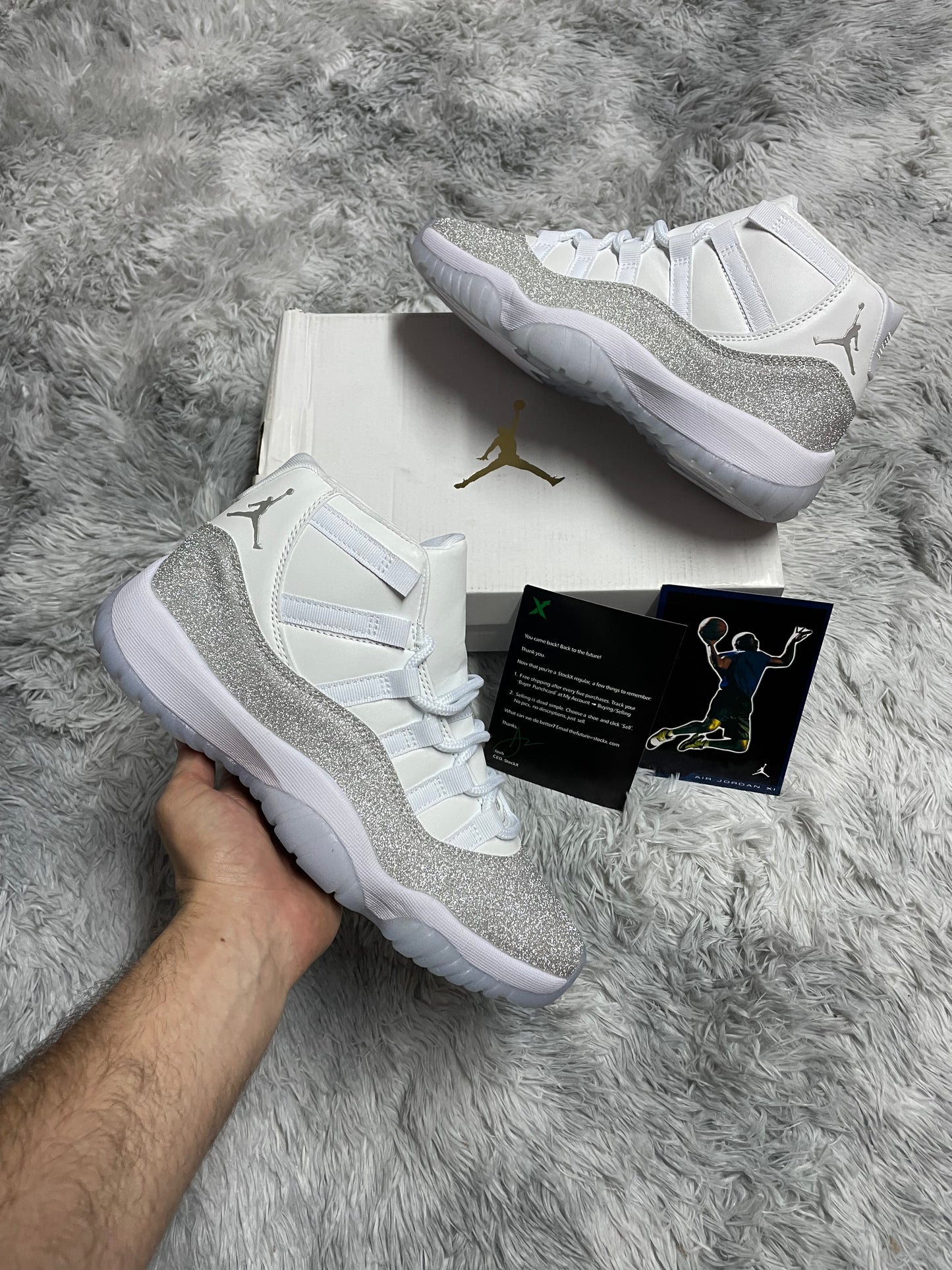 Air Jordan 11 - Retro Metallic Silver