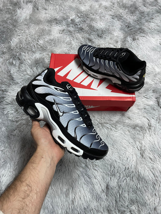 Nike TN - Air Max Plus "Satin Fade"