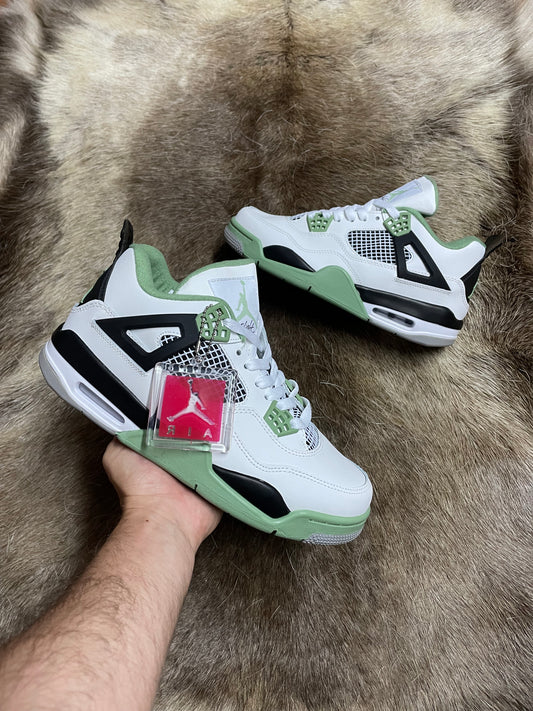 Air Jordan 4 - Retro Seafoam